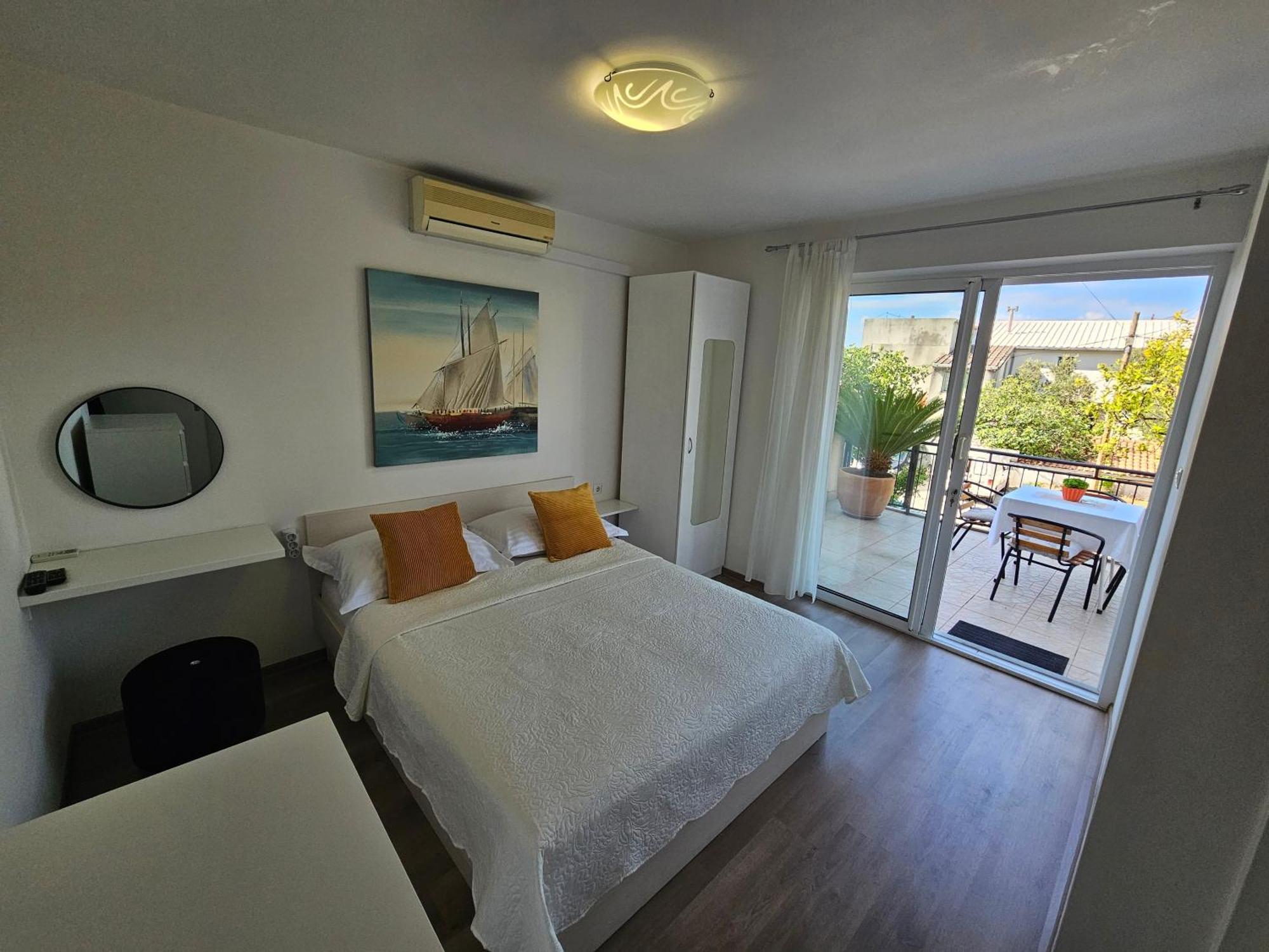 Apartmani Matija Makarska Exterior photo