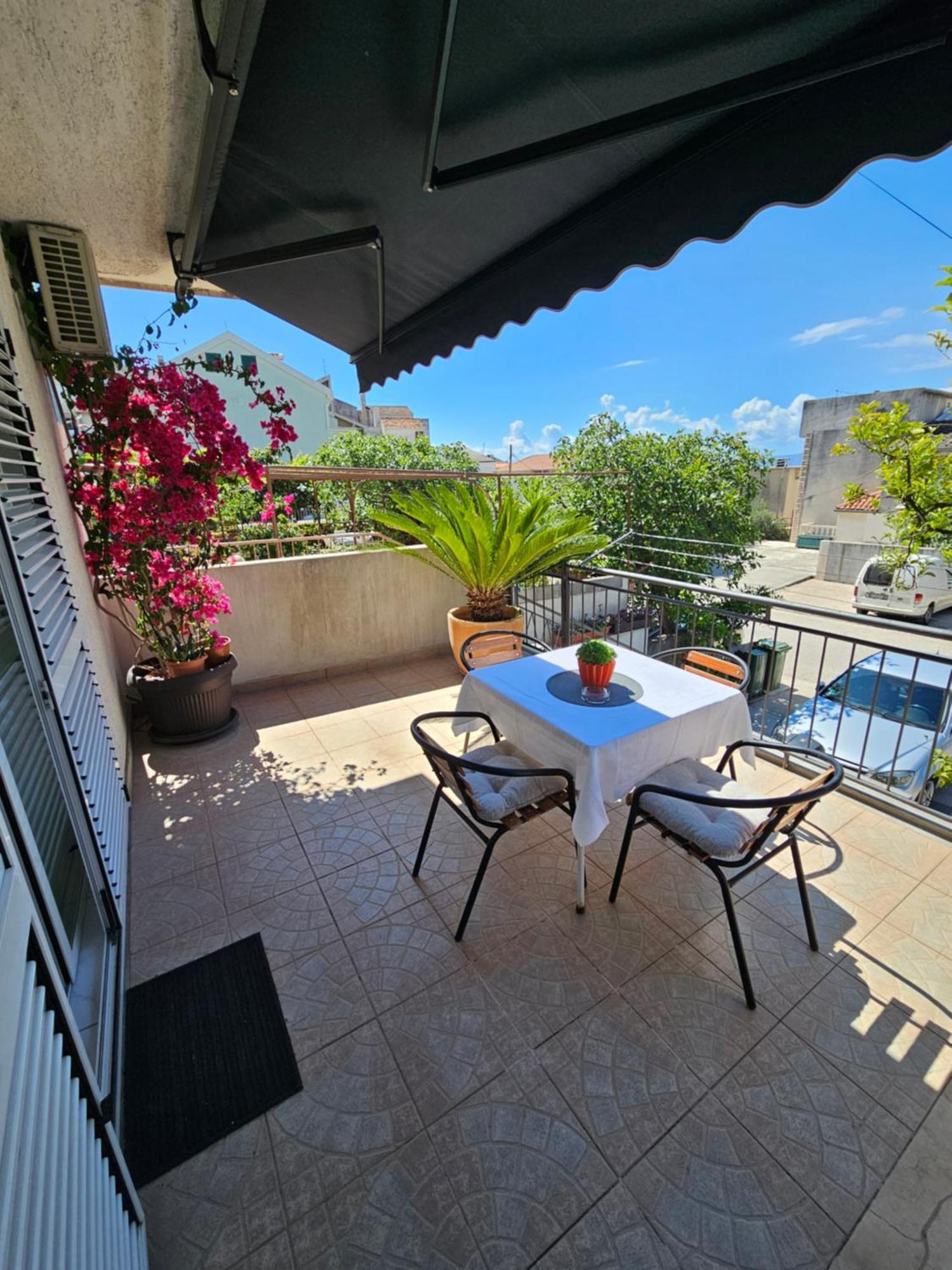 Apartmani Matija Makarska Exterior photo