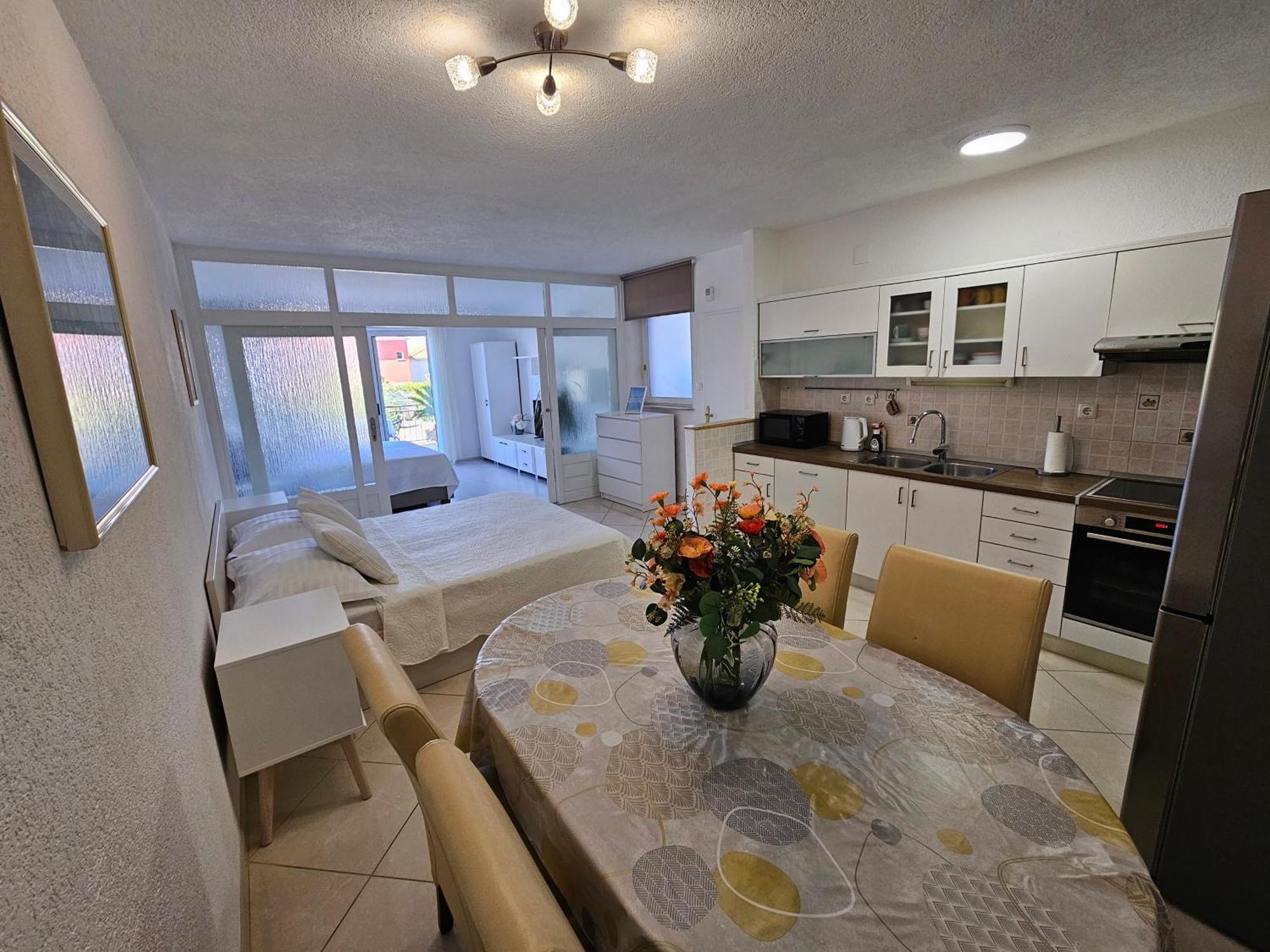 Apartmani Matija Makarska Exterior photo