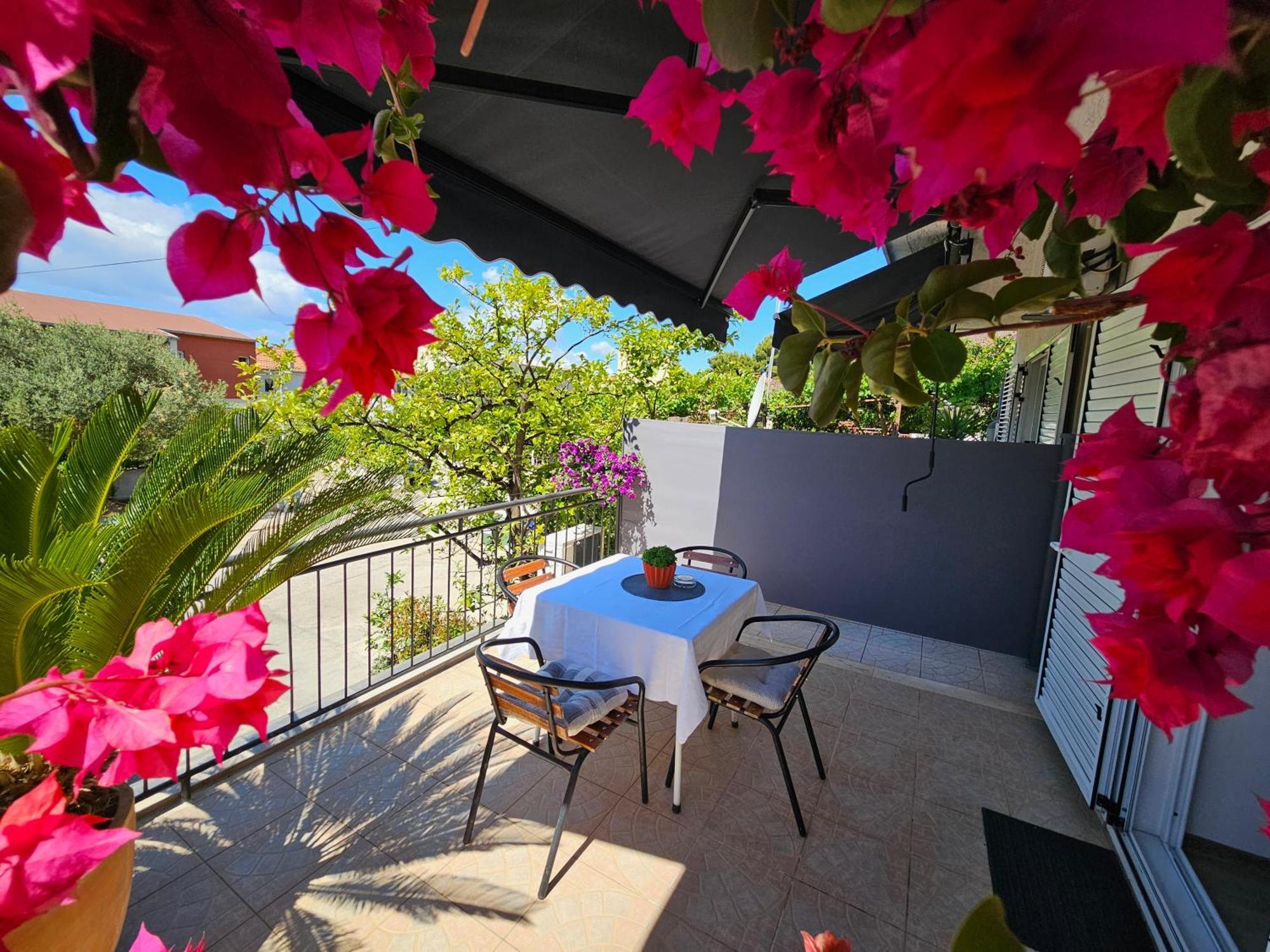 Apartmani Matija Makarska Exterior photo
