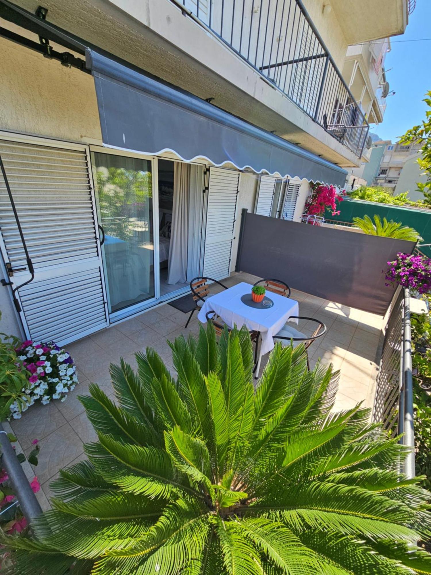 Apartmani Matija Makarska Exterior photo